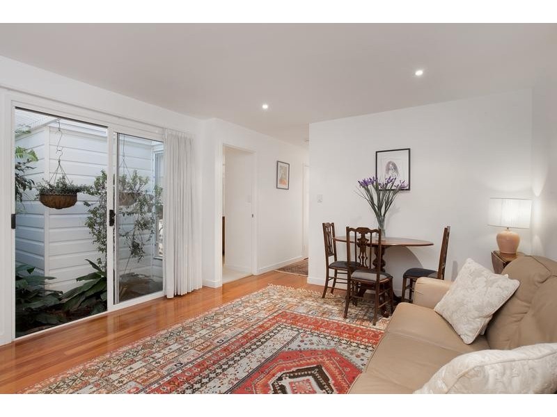 21 Birdwood Terrace, Auchenflower QLD 4066