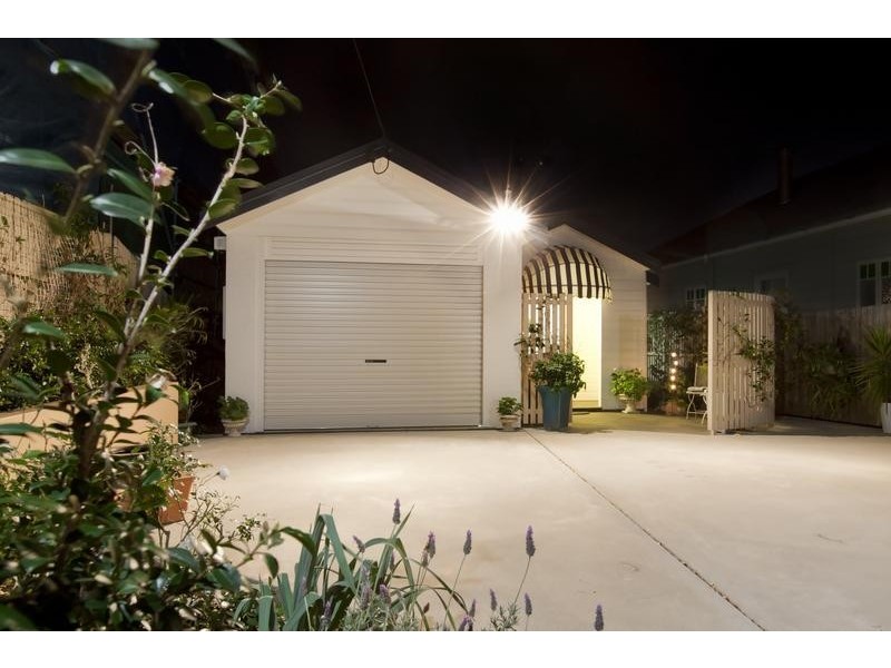 21 Birdwood Terrace, Auchenflower QLD 4066