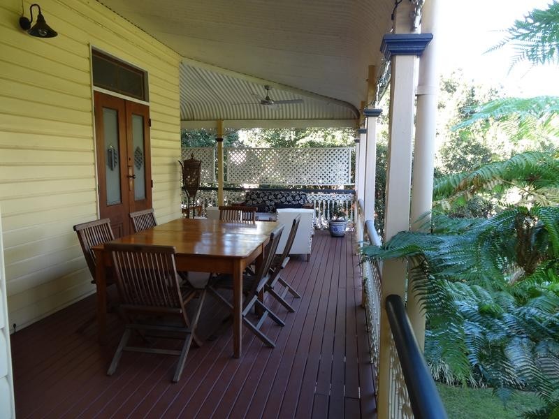 18 McIlwraith Street, Auchenflower QLD 4066