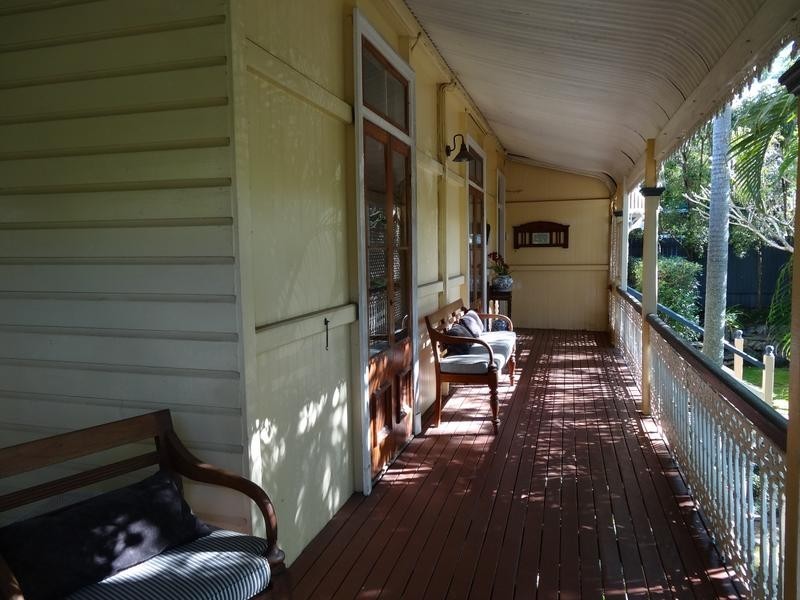 18 McIlwraith Street, Auchenflower QLD 4066