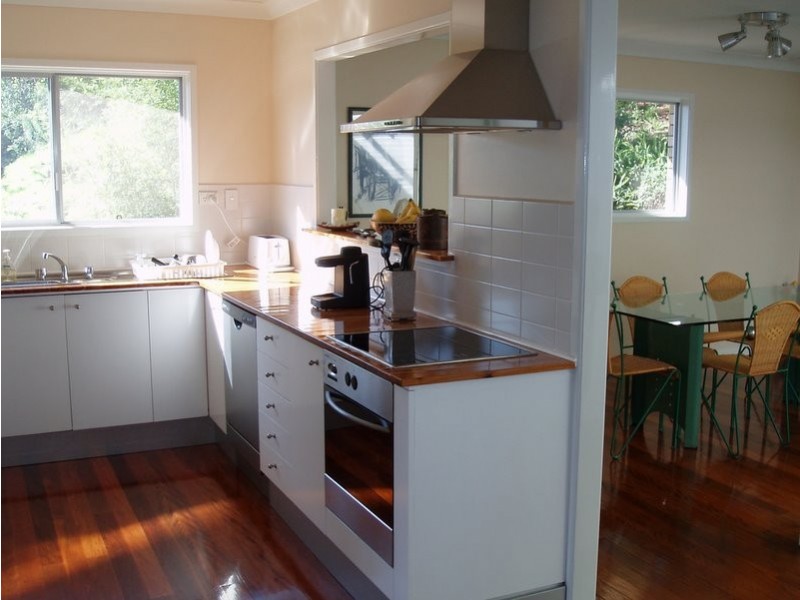 63 Dumbarton Drive, Kenmore QLD 4069