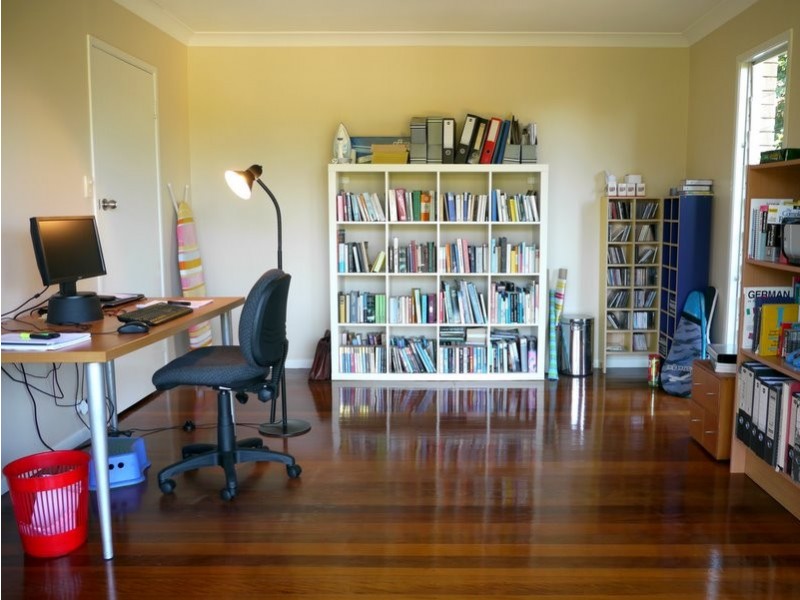 63 Dumbarton Drive, Kenmore QLD 4069