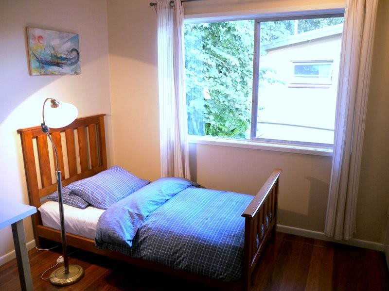 63 Dumbarton Drive, Kenmore QLD 4069