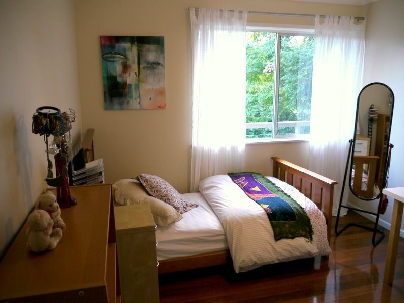 63 Dumbarton Drive, Kenmore QLD 4069