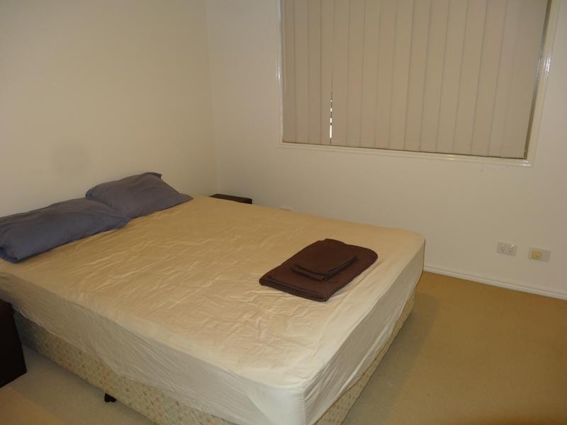 3/12 Priory Street, Indooroopilly QLD 4068