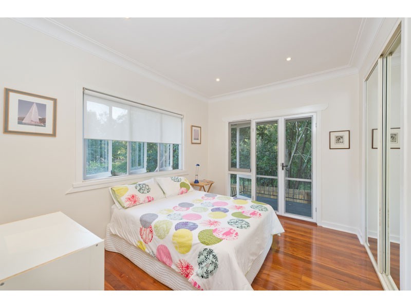 6 Handel Street, Indooroopilly QLD 4068