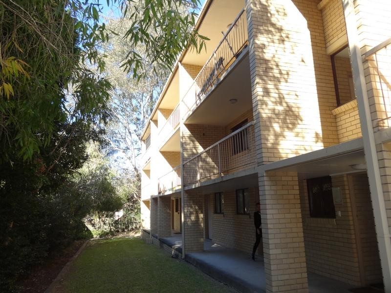 2/58 Waverley Road, Taringa QLD 4068