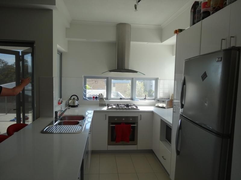 601/30 Riverview Terrace, Indooroopilly QLD 4068