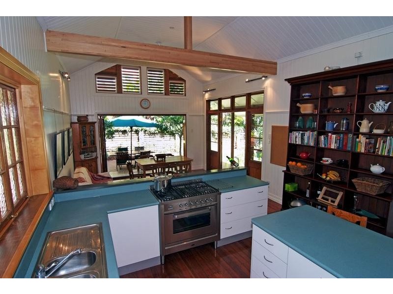 259 Lambert Road, Indooroopilly QLD 4068