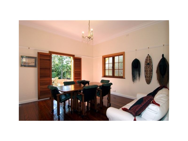 259 Lambert Road, Indooroopilly QLD 4068