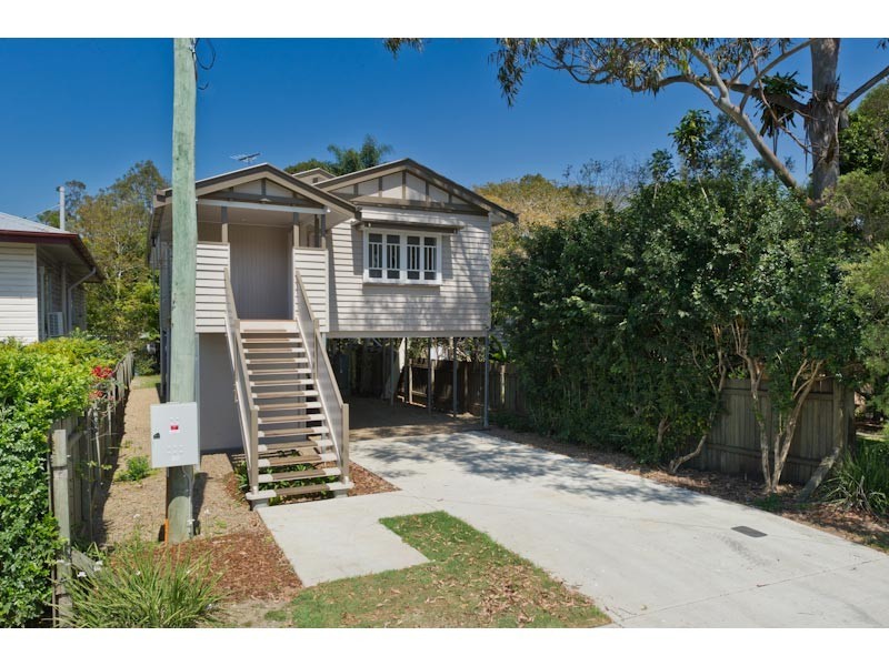 27 Witton Road, Indooroopilly QLD 4068