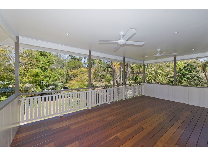 27 Witton Road, Indooroopilly QLD 4068