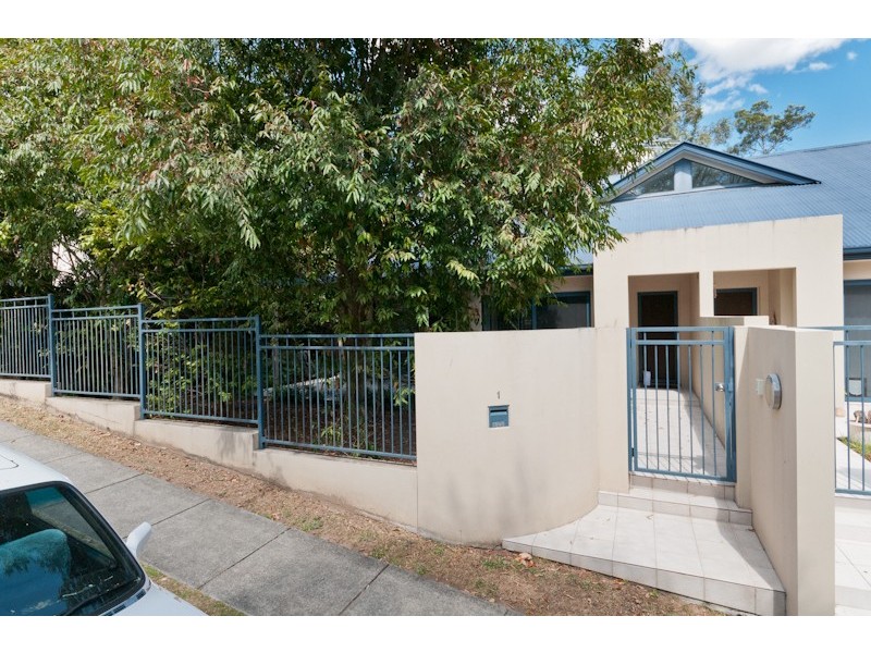1/12 Burton Street, Indooroopilly QLD 4068