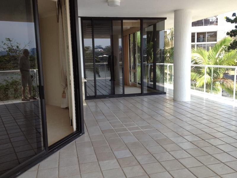 2/88 Macquarie Street, St Lucia QLD 4067