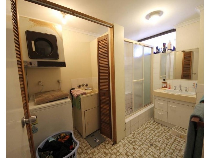 5/141 Central Avenue, Indooroopilly QLD 4068