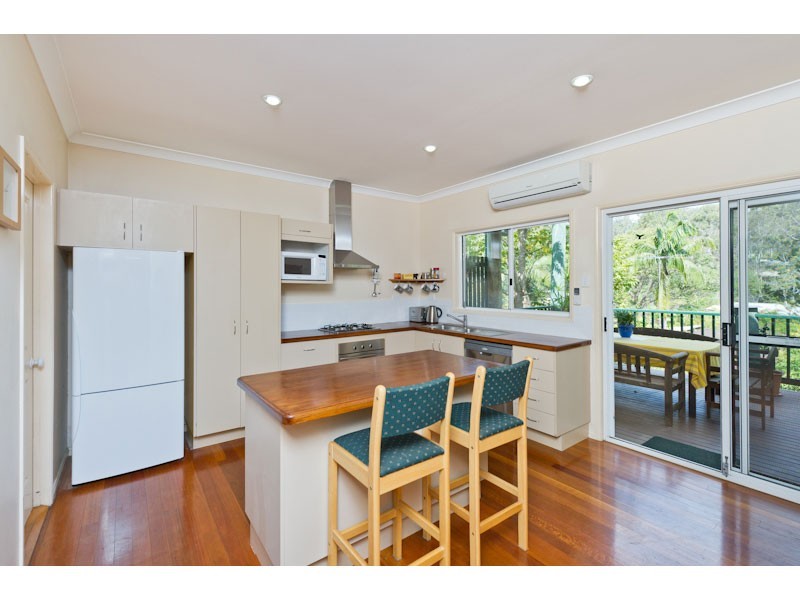 62 Jerrang Street, Indooroopilly QLD 4068