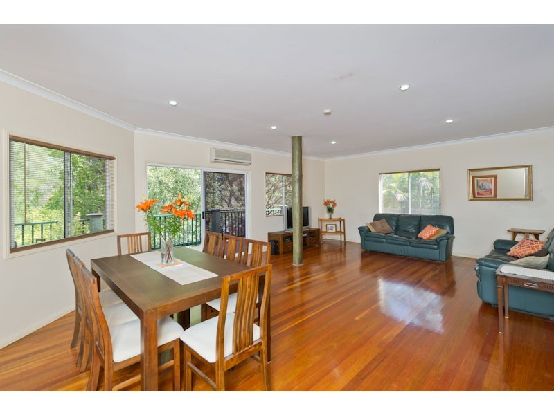 62 Jerrang Street, Indooroopilly QLD 4068