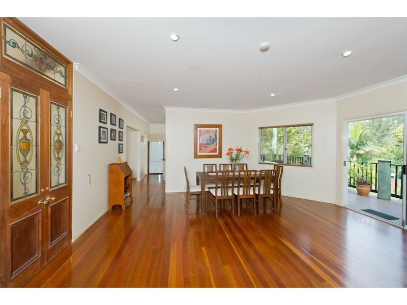 62 Jerrang Street, Indooroopilly QLD 4068