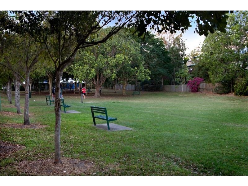 29 Essex Road, Indooroopilly QLD 4068