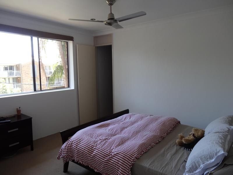 4/15 Cecil Street, Indooroopilly QLD 4068