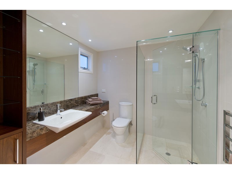 59 Neulans Road, Indooroopilly QLD 4068