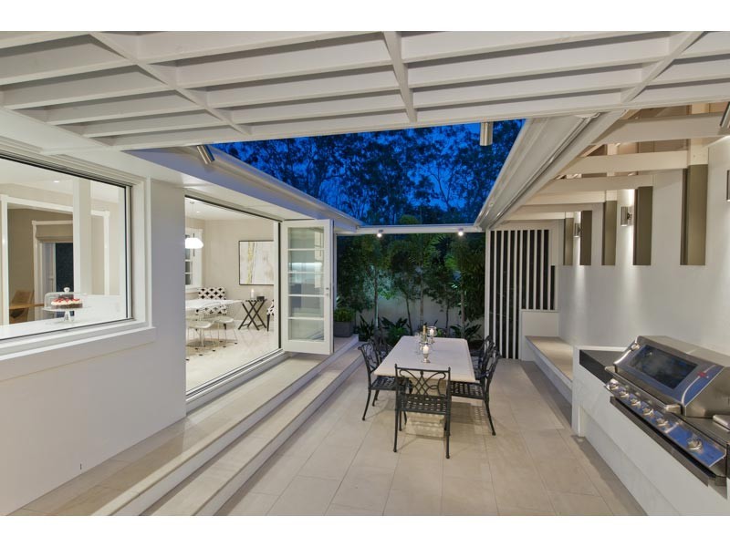 59 Neulans Road, Indooroopilly QLD 4068