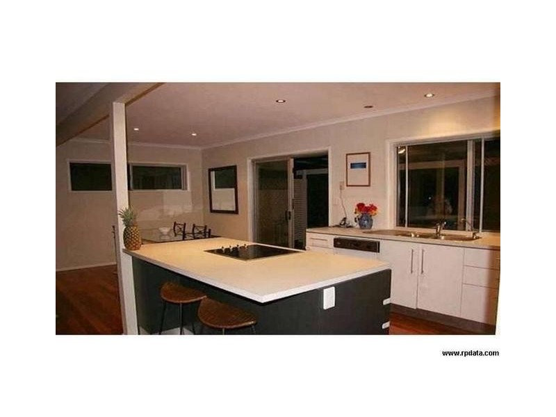 28 Almeida Street, Indooroopilly QLD 4068