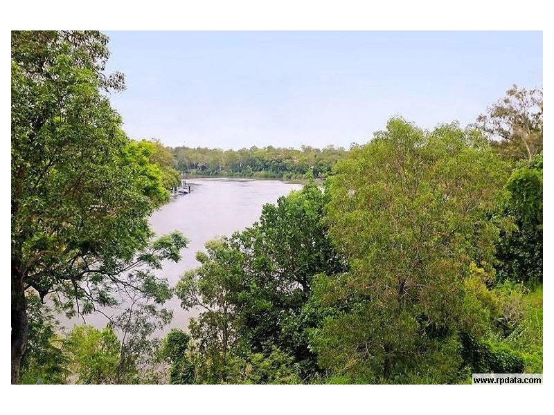 2/54 Foxton Street, Indooroopilly QLD 4068