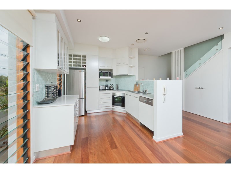 4/28 Central Avenue, Indooroopilly QLD 4068