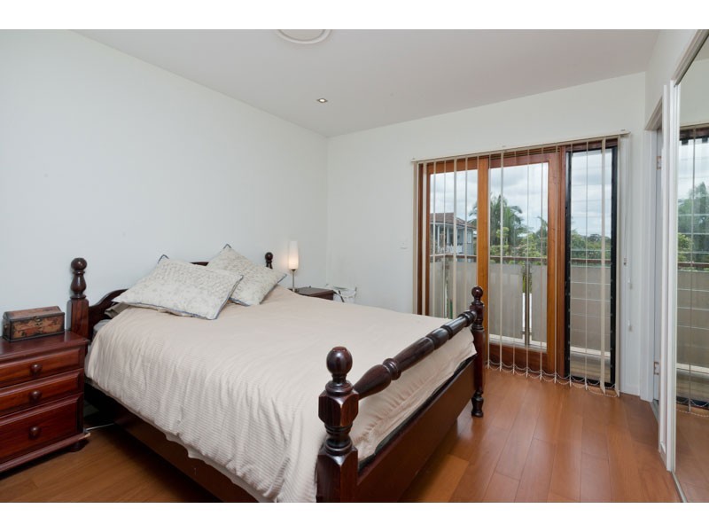 4/28 Central Avenue, Indooroopilly QLD 4068