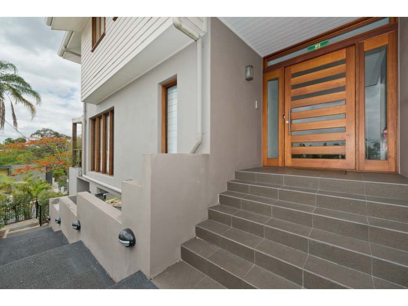 4/28 Central Avenue, Indooroopilly QLD 4068