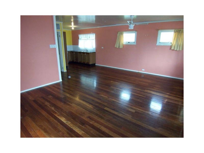 68 Jane Street, Leichhardt QLD 4305