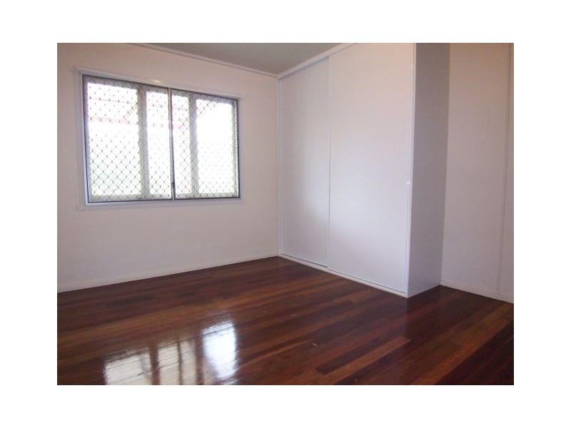 68 Jane Street, Leichhardt QLD 4305