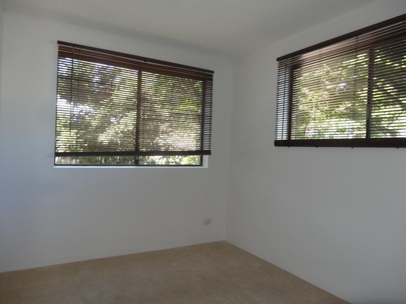 1/55 Central Avenue, Indooroopilly QLD 4068