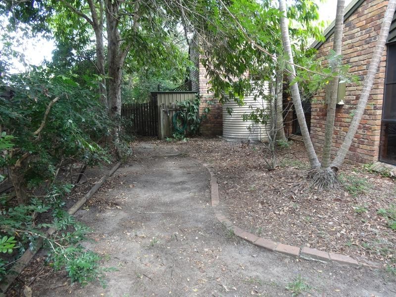 10 Valleybrook Street, Kenmore Hills QLD 4069