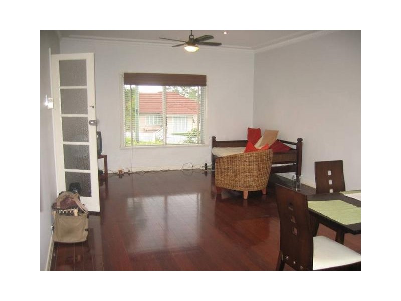 96 Taringa Parade, Indooroopilly QLD 4068