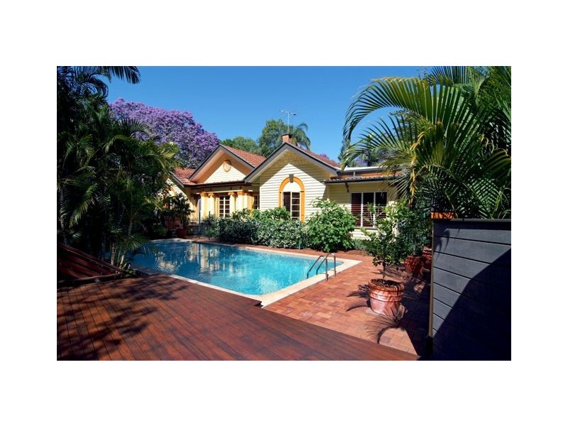 259 Lambert Road, Indooroopilly QLD 4068