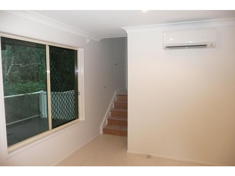 13 Aaron Place, Indooroopilly QLD 4068