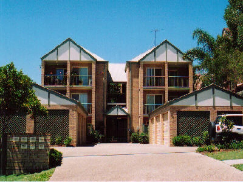 2/72 Waverley Road, Taringa QLD 4068