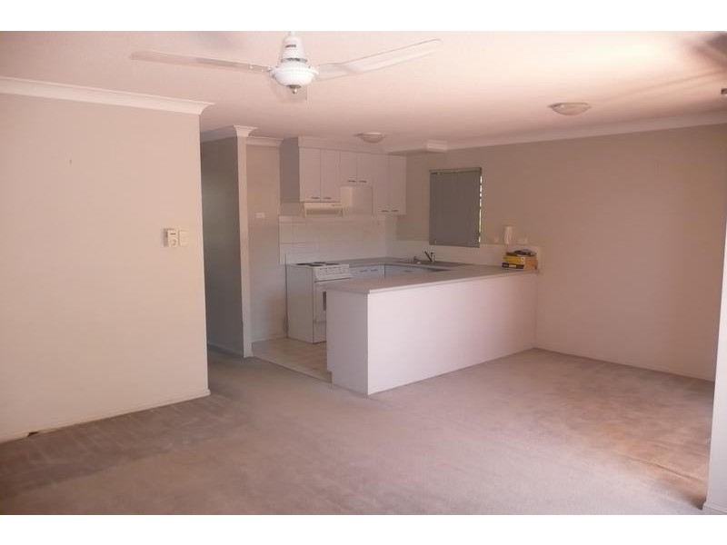 2/72 Waverley Road, Taringa QLD 4068