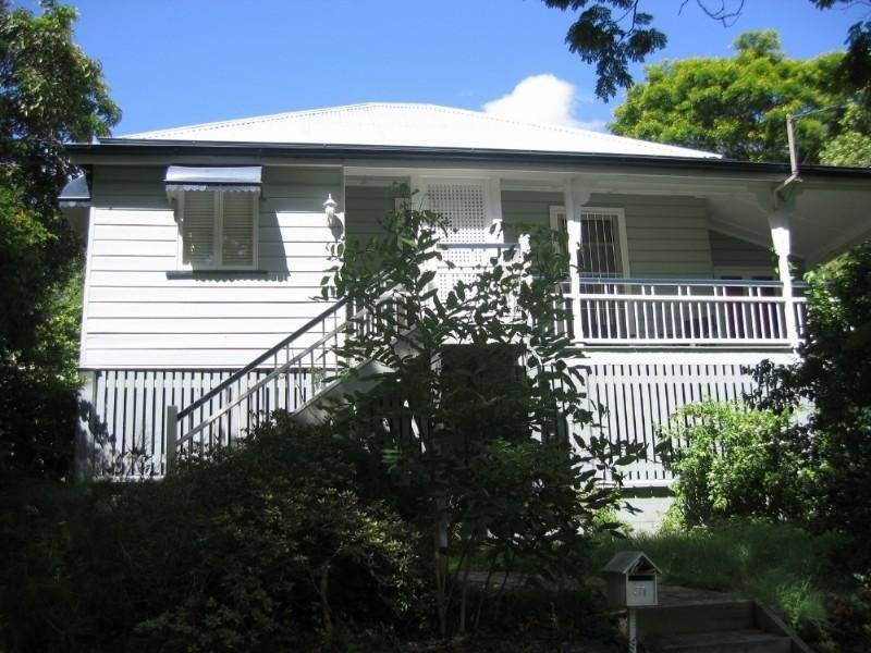 31 Jackson Street, Indooroopilly QLD 4068