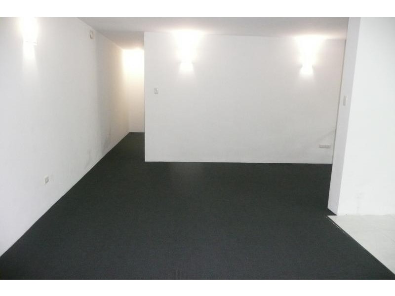 2/26 Rylatt Street, Indooroopilly QLD 4068