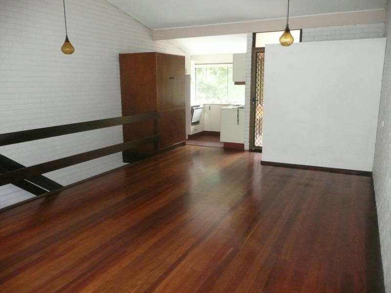 2/15 Priory Street, Indooroopilly QLD 4068