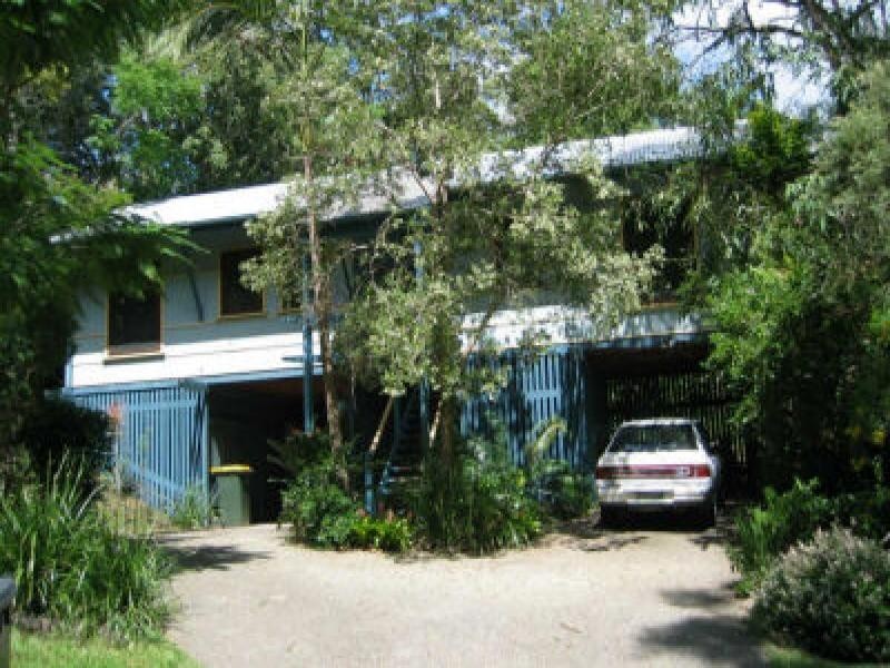 22 Dobell Street, Indooroopilly QLD 4068