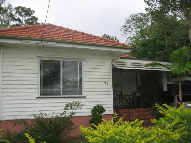 96 Taringa Parade, Indooroopilly QLD 4068