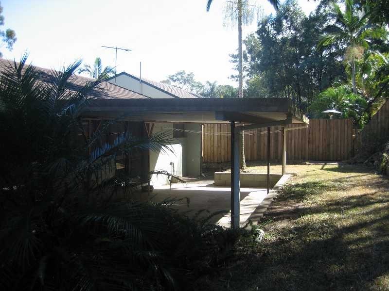 35 Ironbark Road, Chapel Hill QLD 4069