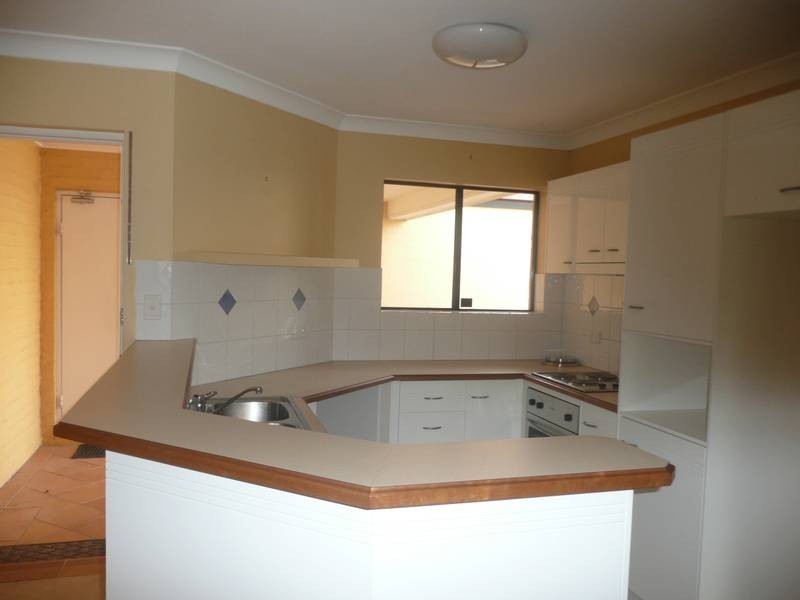 4/11 Vincent Street, Indooroopilly QLD 4068