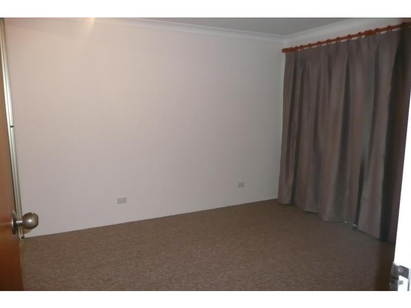 4/28 Warren Street, St Lucia QLD 4067