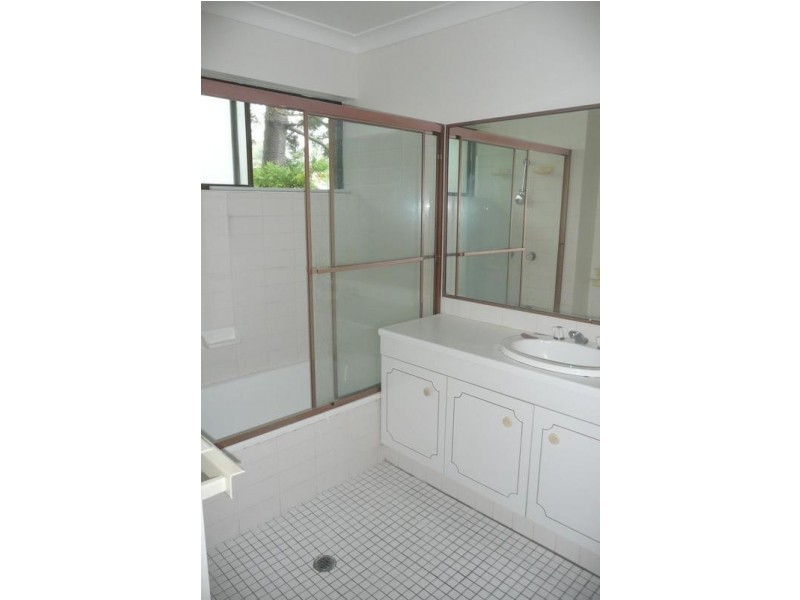 4/28 Warren Street, St Lucia QLD 4067