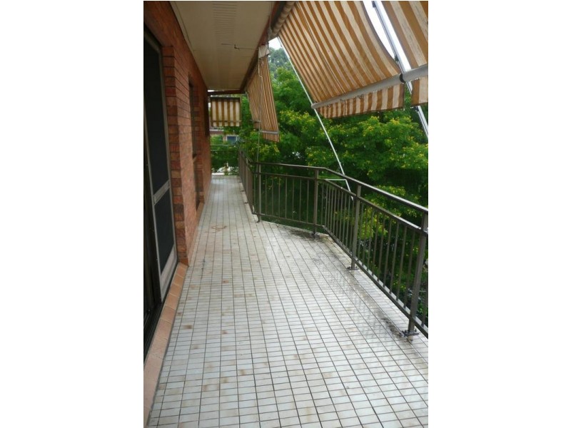 4/28 Warren Street, St Lucia QLD 4067